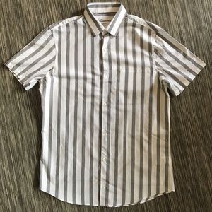 Men’s Short Sleeve Button Up Shirt